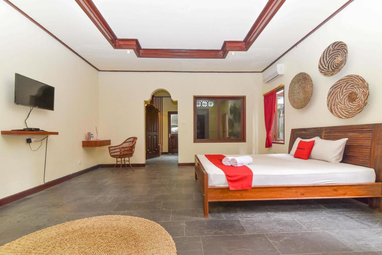 Reddoorz Plus Near Seminyak Square Dempasar Exterior foto