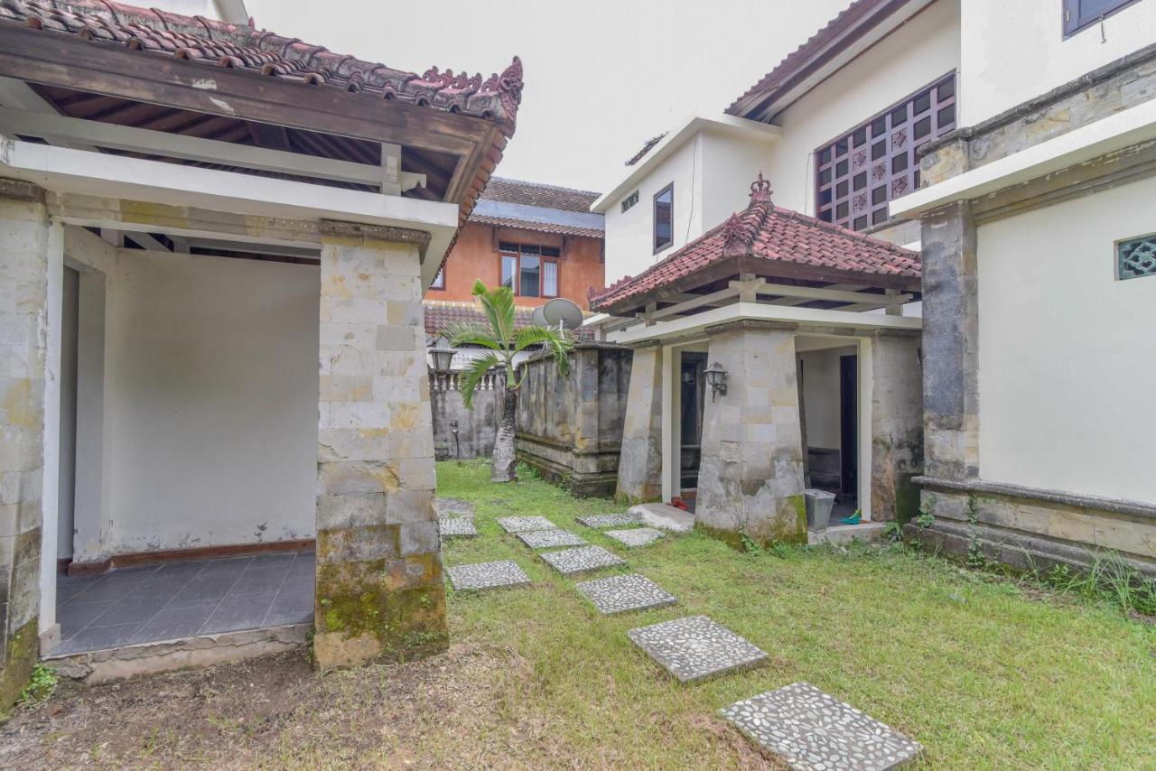 Reddoorz Plus Near Seminyak Square Dempasar Exterior foto
